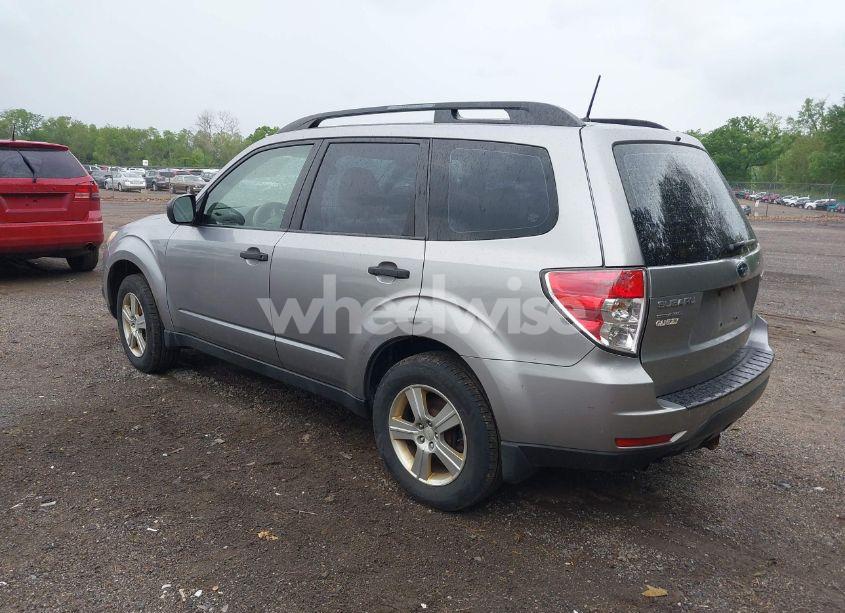 Photo 3 of 2011 Subaru Forester 2.5X (VIN JF2SHBBCXBG768911)