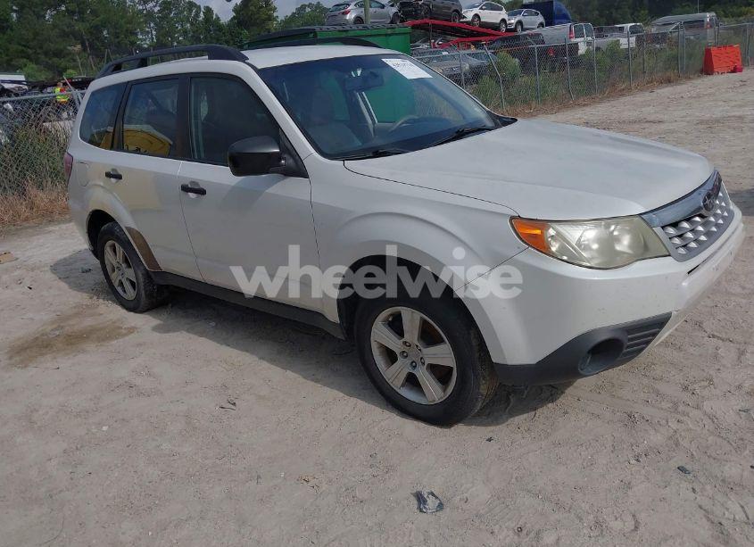 2011 Subaru Forester 2.5X (VIN JF2SHBBCXBH701168) main photo