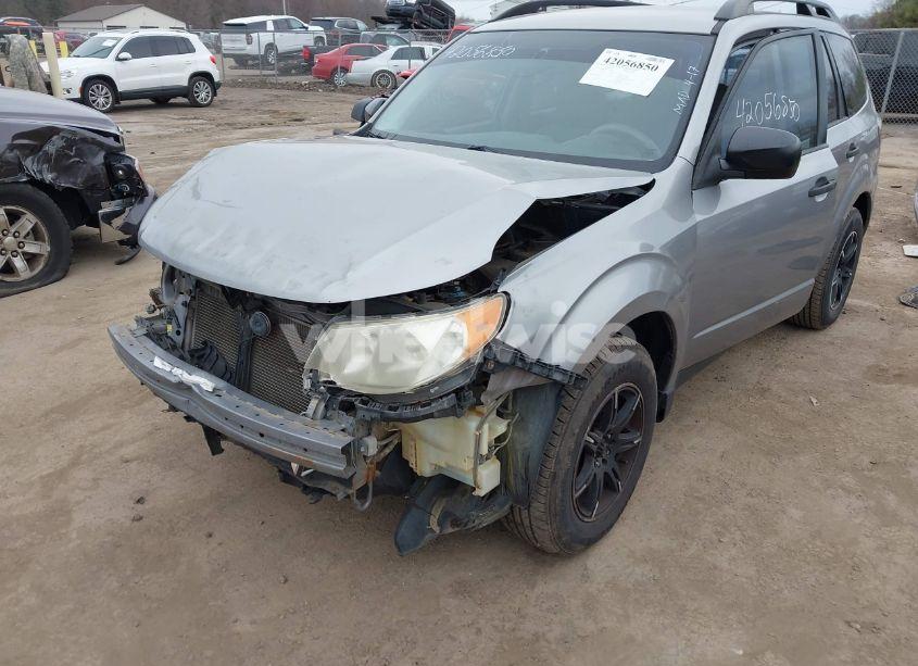 Photo 6 of 2011 Subaru Forester 2.5X (VIN JF2SHBBCXBH743999)
