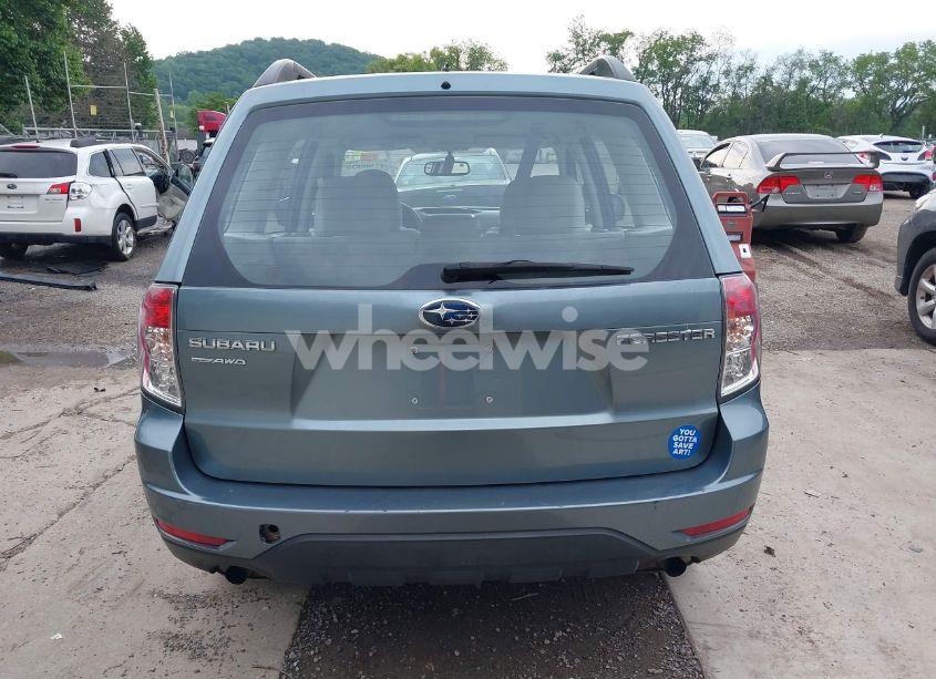 Photo 16 of 2011 Subaru Forester 2.5X (VIN JF2SHBBCXBH774234)