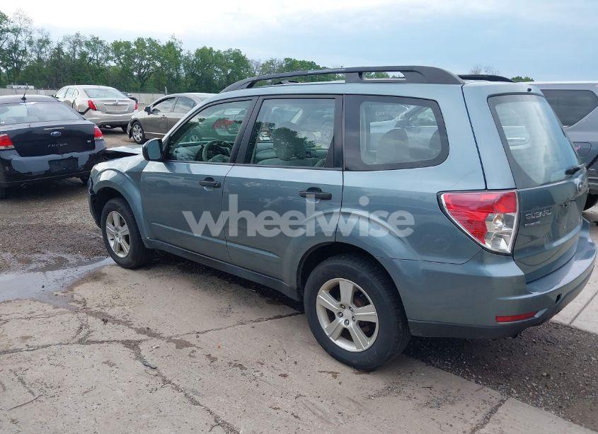 Photo 3 of 2011 Subaru Forester 2.5X (VIN JF2SHBBCXBH774234)