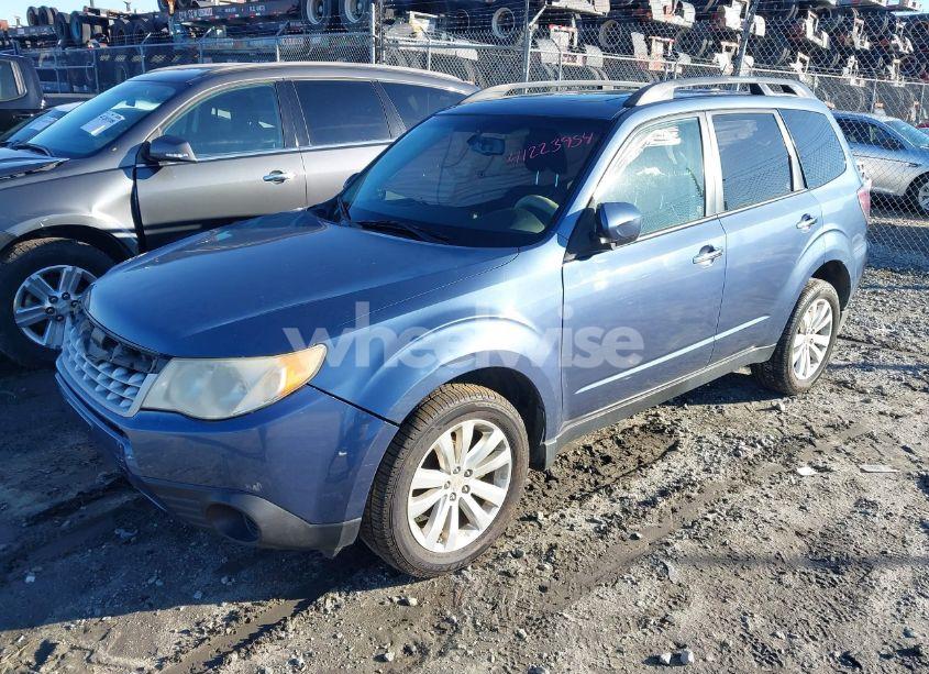 Photo 2 of 2012 Subaru Forester 2.5X PREMIUM (VIN JF2SHBCC1CH453747)