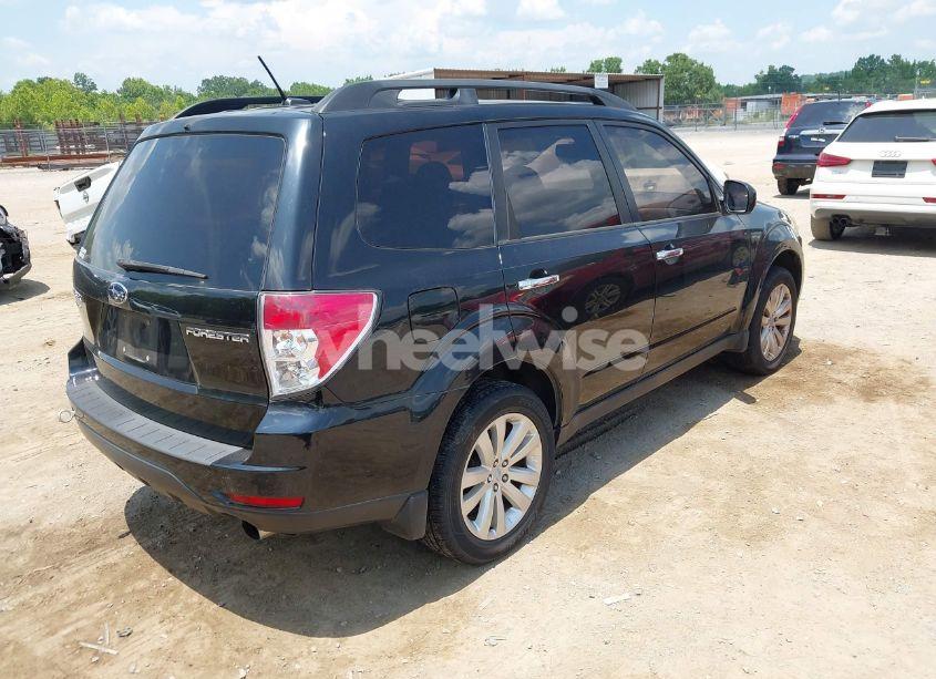 Photo 4 of 2011 Subaru Forester 2.5X PREMIUM (VIN JF2SHBCC2BH762027)