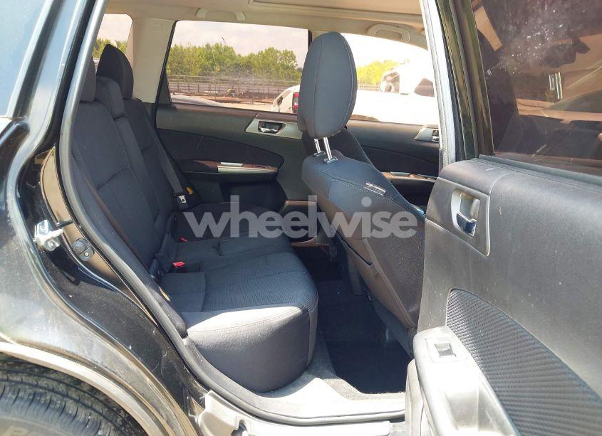 Photo 8 of 2011 Subaru Forester 2.5X PREMIUM (VIN JF2SHBCC2BH762027)