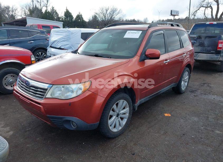 Photo 2 of 2011 Subaru Forester 2.5X PREMIUM (VIN JF2SHBCC5BG701115)