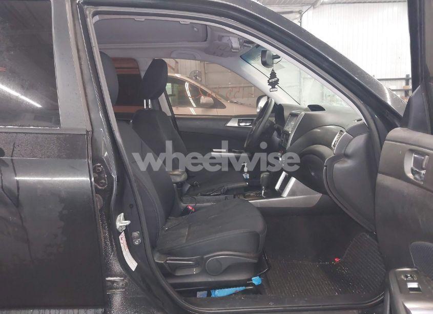 Photo 5 of 2012 Subaru Forester 2.5X PREMIUM (VIN JF2SHBCC5CH434005)