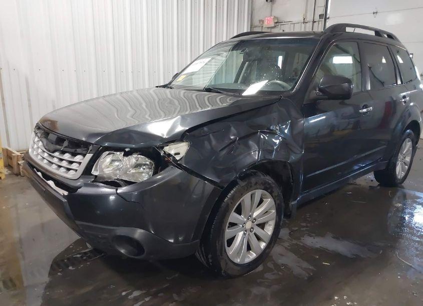 Photo 6 of 2011 Subaru Forester 2.5X PREMIUM (VIN JF2SHBCC9BH775597)