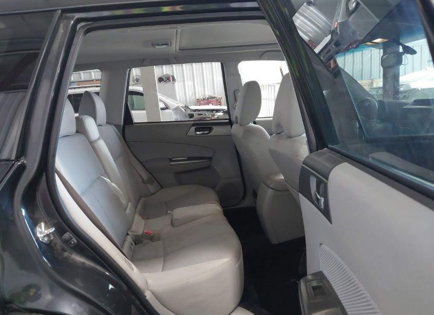 Photo 8 of 2011 Subaru Forester 2.5X PREMIUM (VIN JF2SHBCC9BH775597)
