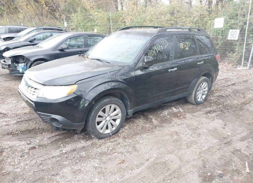 Photo 2 of 2011 Subaru Forester 2.5X PREMIUM (VIN JF2SHBCCXBH711035)