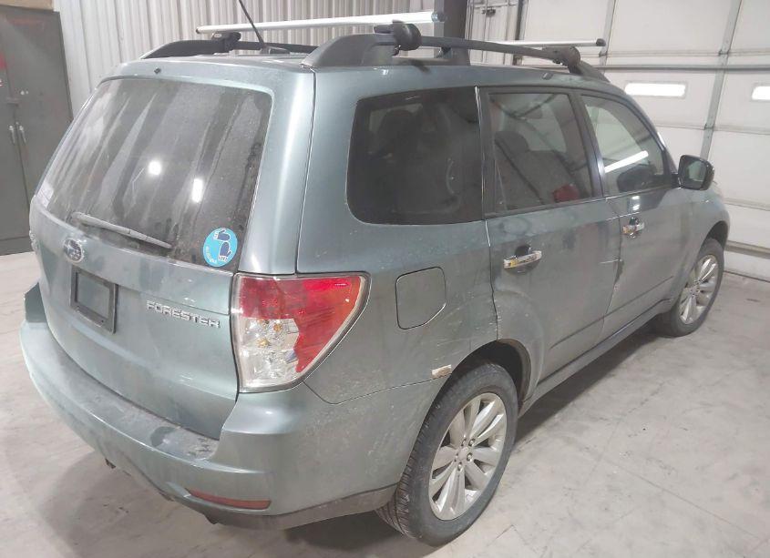 Photo 4 of 2011 Subaru Forester 2.5X PREMIUM (VIN JF2SHBDC1BH744214)