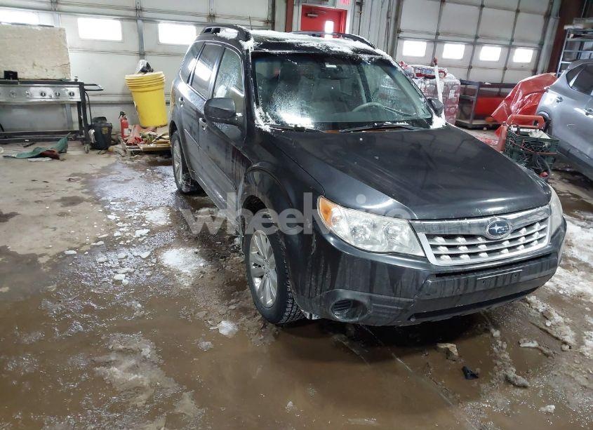 2011 Subaru Forester 2.5X PREMIUM (VIN JF2SHBDC1BH760185) main photo