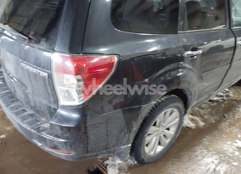 Photo 6 of 2011 Subaru Forester 2.5X PREMIUM (VIN JF2SHBDC1BH760185)