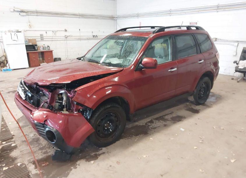 Photo 2 of 2012 Subaru Forester 2.5X PREMIUM (VIN JF2SHBDC1CG446446)