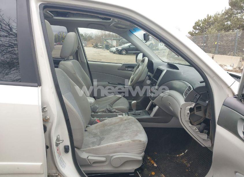 Photo 5 of 2012 Subaru Forester 2.5X PREMIUM (VIN JF2SHBDC1CH401016)
