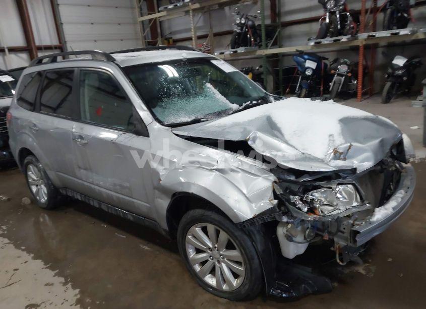 2012 Subaru Forester 2.5X PREMIUM (VIN JF2SHBDC1CH401145) main photo