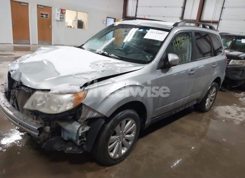 Photo 2 of 2012 Subaru Forester 2.5X PREMIUM (VIN JF2SHBDC1CH401145)