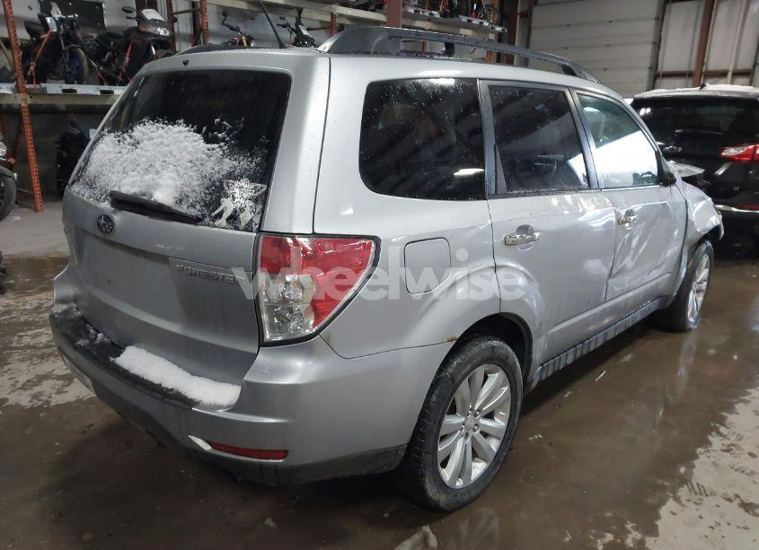 Photo 4 of 2012 Subaru Forester 2.5X PREMIUM (VIN JF2SHBDC1CH401145)