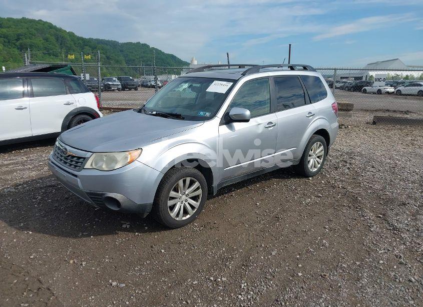 Photo 2 of 2012 Subaru Forester 2.5X PREMIUM (VIN JF2SHBDC1CH451091)