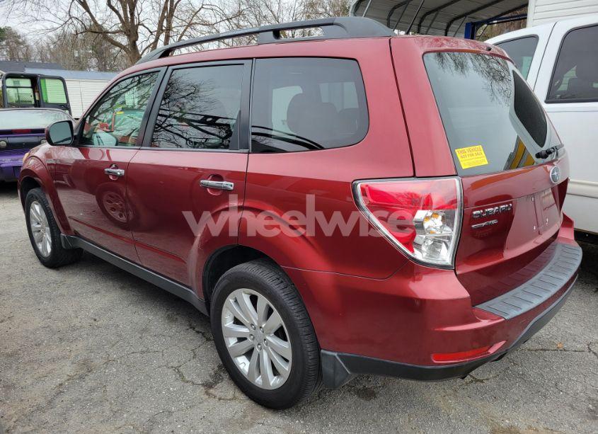 Photo 3 of 2012 Subaru Forester (VIN JF2SHBDC2CH454081)