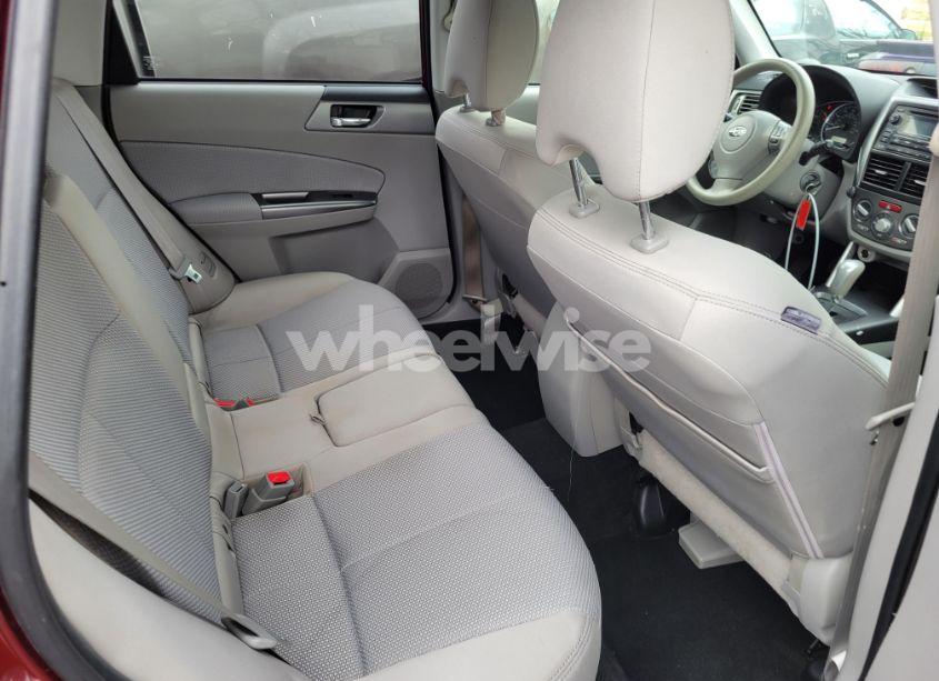 Photo 8 of 2012 Subaru Forester (VIN JF2SHBDC2CH454081)