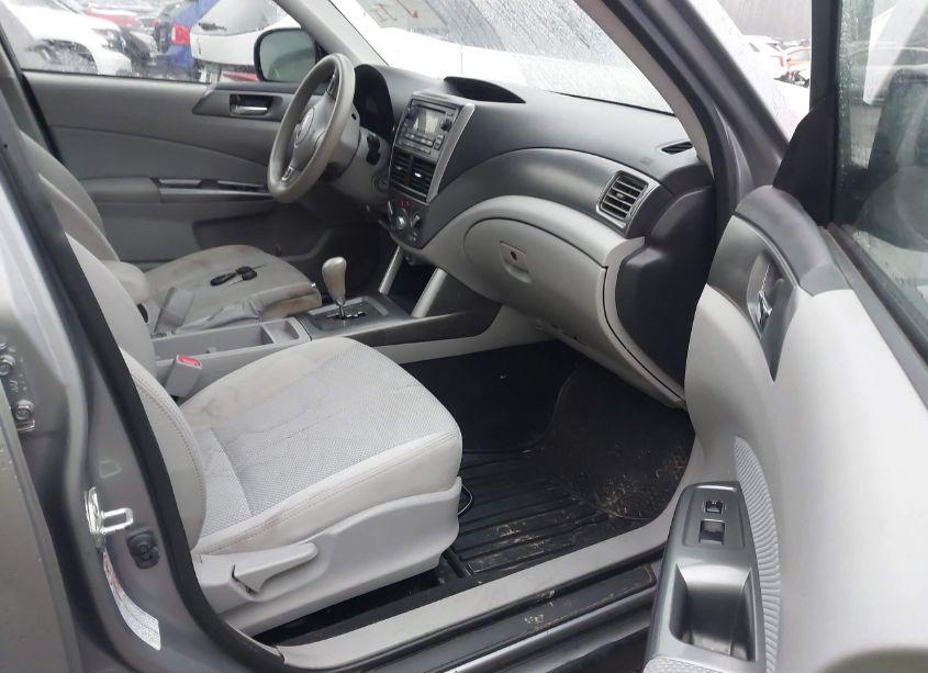 Photo 5 of 2011 Subaru Forester 2.5X PREMIUM (VIN JF2SHBDC4BH712602)