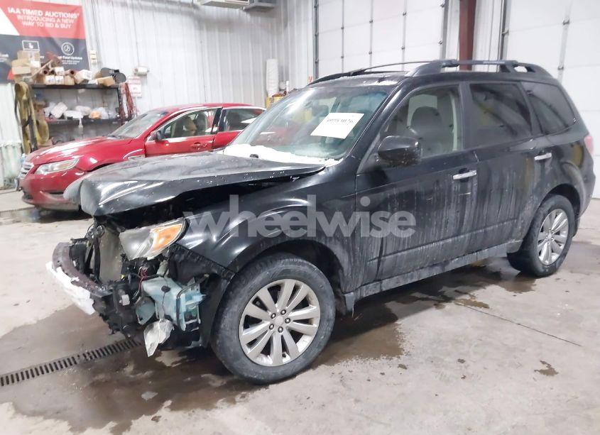Photo 2 of 2012 Subaru Forester 2.5X PREMIUM (VIN JF2SHBDC4CH424600)