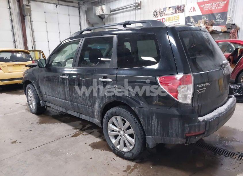 Photo 3 of 2012 Subaru Forester 2.5X PREMIUM (VIN JF2SHBDC4CH424600)