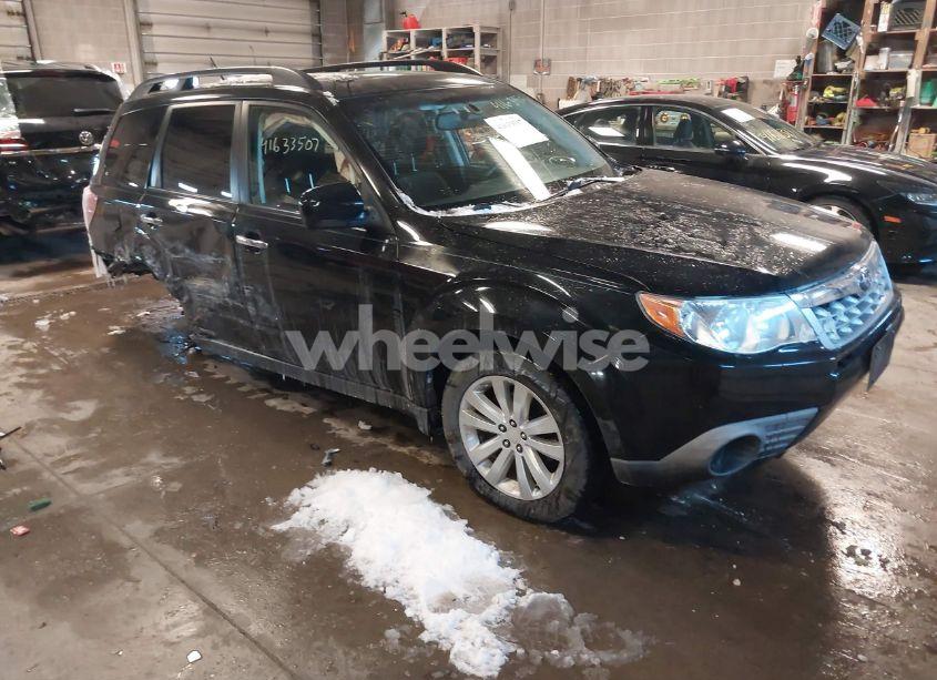 2011 Subaru Forester 2.5X PREMIUM (VIN JF2SHBDC5BH711281) main photo