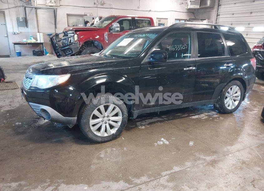 Photo 2 of 2011 Subaru Forester 2.5X PREMIUM (VIN JF2SHBDC5BH711281)