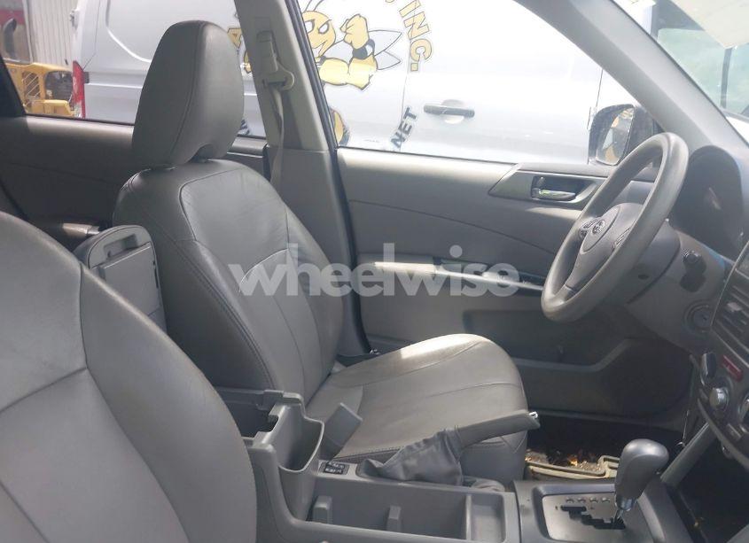 Photo 5 of 2012 Subaru Forester 2.5X PREMIUM (VIN JF2SHBDC5CH420460)