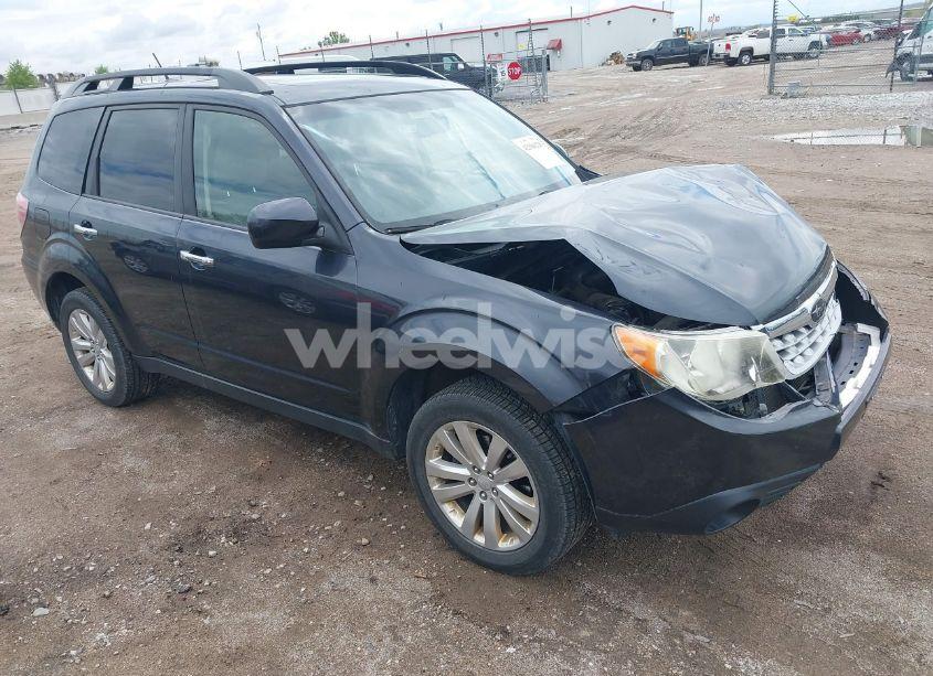 2012 Subaru Forester 2.5X PREMIUM (VIN JF2SHBDC7CH434053) main photo