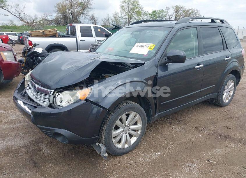 Photo 2 of 2012 Subaru Forester 2.5X PREMIUM (VIN JF2SHBDC7CH434053)