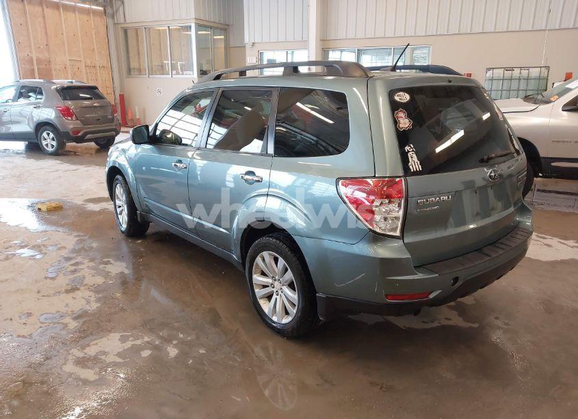 Photo 3 of 2012 Subaru Forester 2.5X PREMIUM (VIN JF2SHBDC9CH443918)