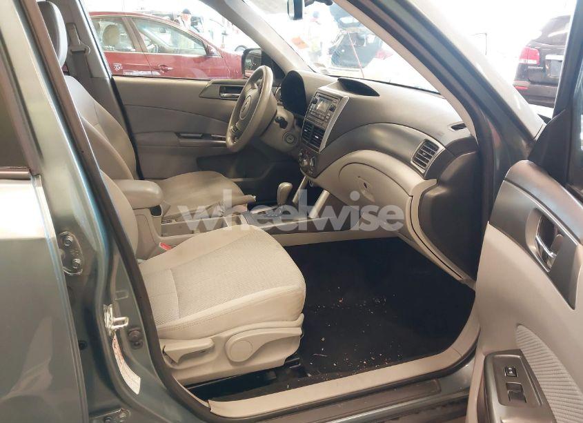 Photo 5 of 2012 Subaru Forester 2.5X PREMIUM (VIN JF2SHBDC9CH443918)