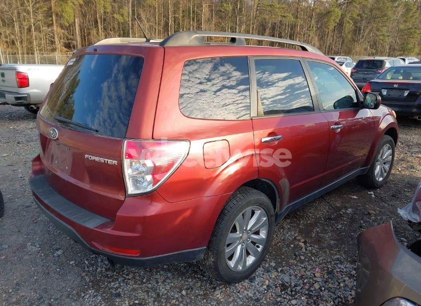Photo 4 of 2011 Subaru Forester 2.5X LIMITED (VIN JF2SHBEC1BH728724)