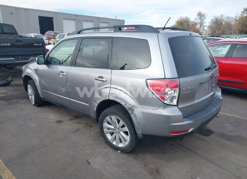 Photo 3 of 2011 Subaru Forester 2.5X LIMITED (VIN JF2SHBEC2BH741255)