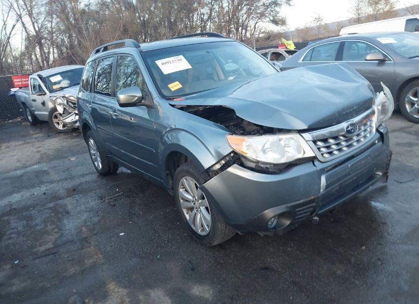 2011 Subaru Forester 2.5X LIMITED (VIN JF2SHBEC2BH741644) main photo