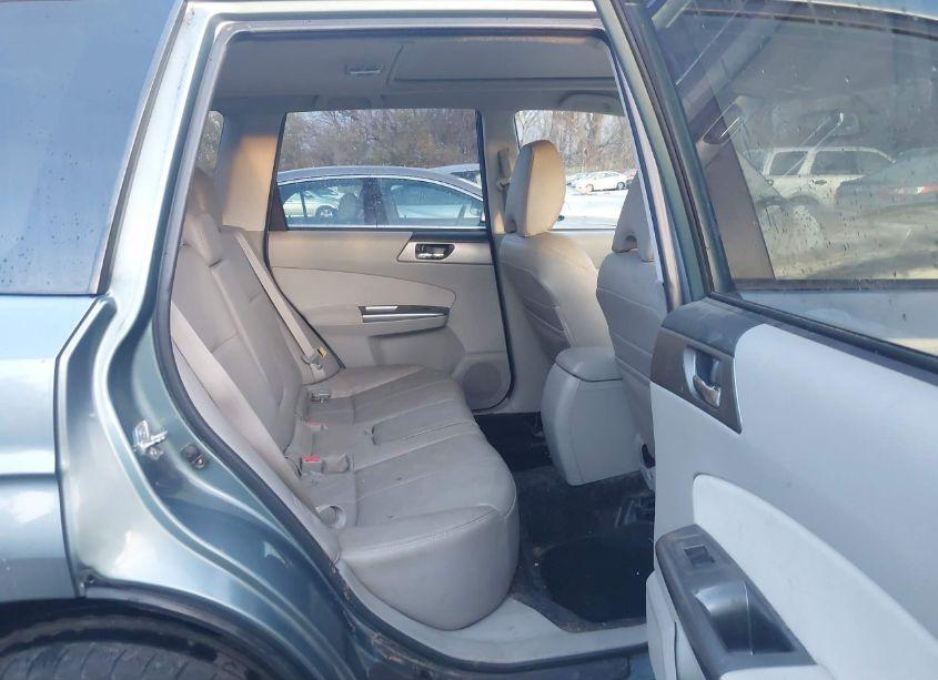 Photo 8 of 2011 Subaru Forester 2.5X LIMITED (VIN JF2SHBEC2BH741644)