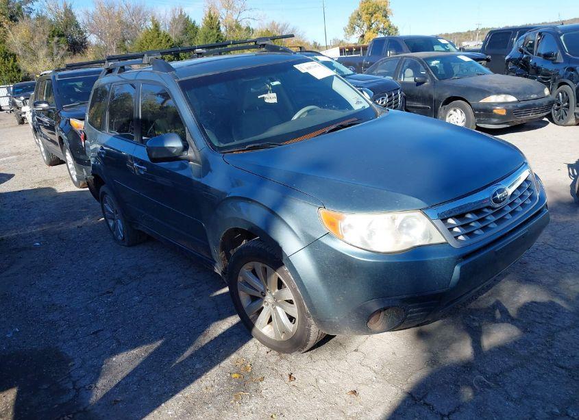 2011 Subaru Forester 2.5X LIMITED (VIN JF2SHBEC5BH738544) main photo