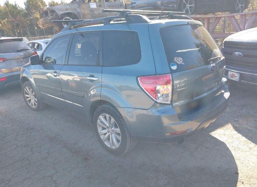 Photo 3 of 2011 Subaru Forester 2.5X LIMITED (VIN JF2SHBEC5BH738544)