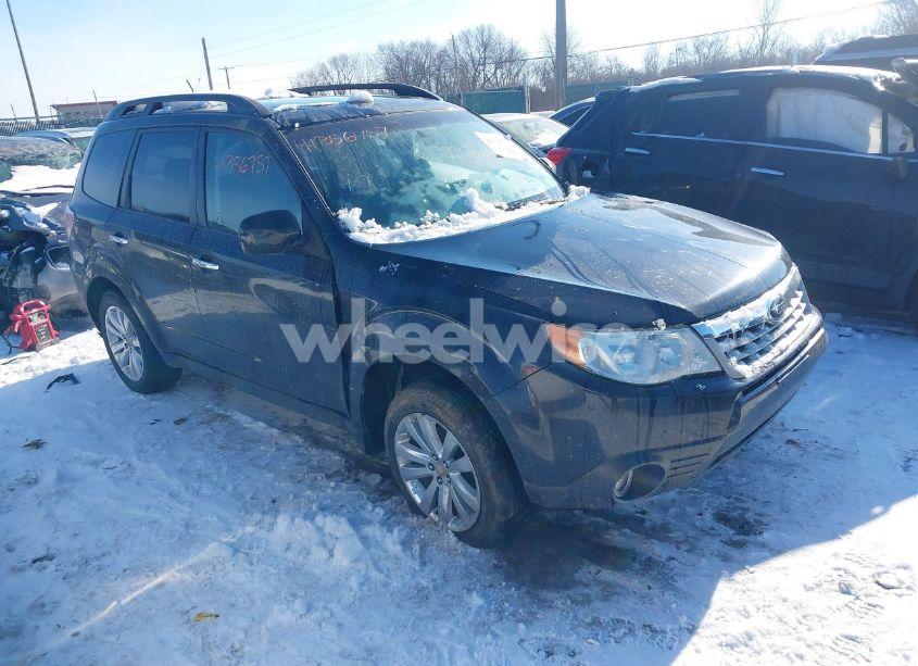 2011 Subaru Forester 2.5X LIMITED (VIN JF2SHBEC6BH747253) main photo