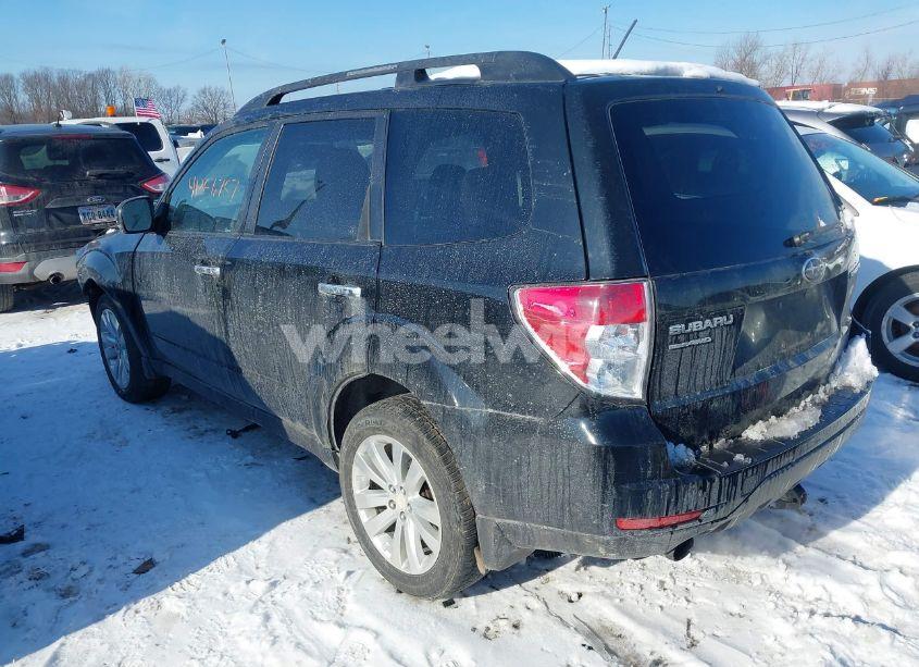 Photo 3 of 2011 Subaru Forester 2.5X LIMITED (VIN JF2SHBEC6BH747253)