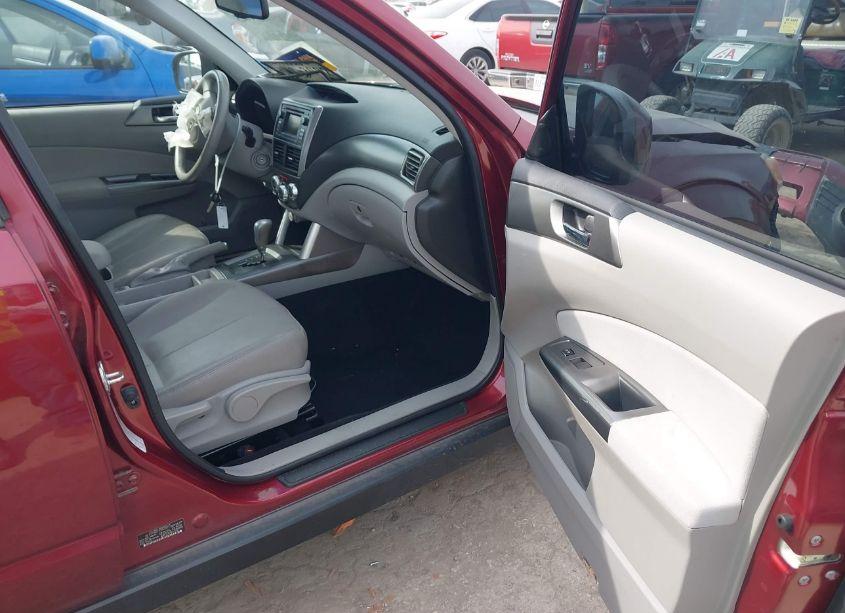 Photo 5 of 2012 Subaru Forester 2.5X LIMITED (VIN JF2SHBEC7CH427473)