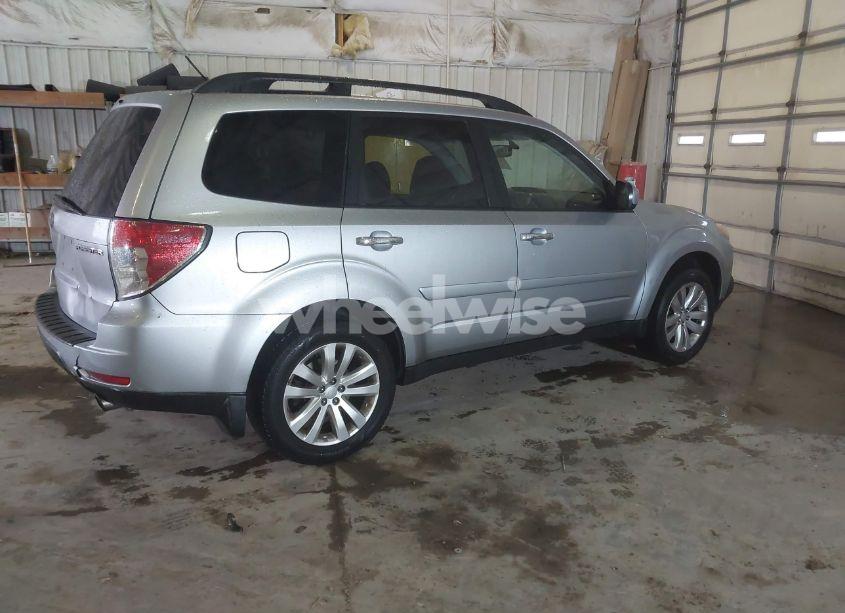 Photo 4 of 2012 Subaru Forester 2.5X LIMITED (VIN JF2SHBEC7CH437999)