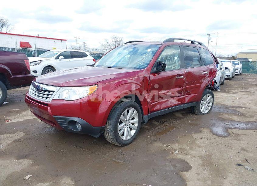 Photo 2 of 2011 Subaru Forester 2.5X LIMITED (VIN JF2SHBEC8BH776401)
