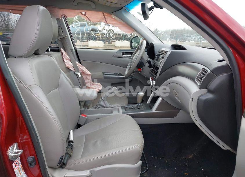 Photo 5 of 2011 Subaru Forester 2.5X LIMITED (VIN JF2SHBEC8BH776401)