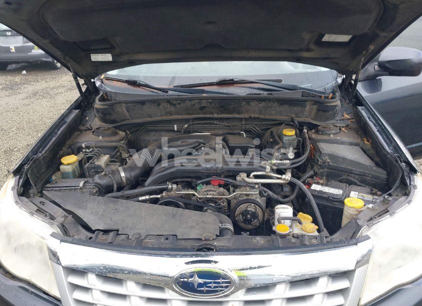 Photo 10 of 2011 Subaru Forester 2.5X LIMITED (VIN JF2SHBECXBH721478)