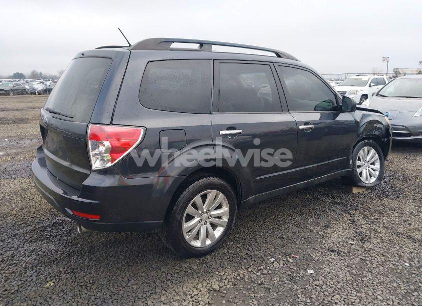 Photo 4 of 2011 Subaru Forester 2.5X LIMITED (VIN JF2SHBECXBH721478)