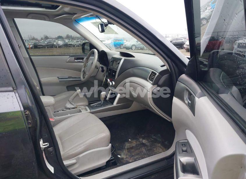 Photo 5 of 2011 Subaru Forester 2.5X LIMITED (VIN JF2SHBECXBH721478)