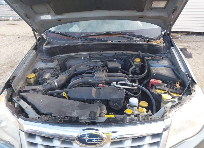 Photo 10 of 2011 Subaru Forester 2.5X TOURING (VIN JF2SHBGC0BH740912)